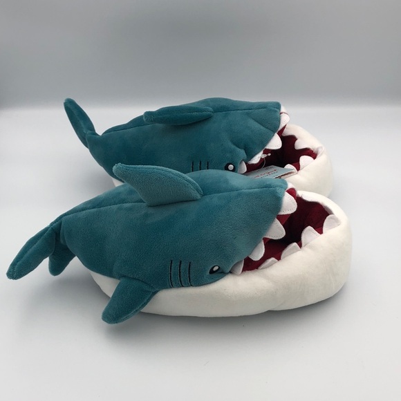 Cat & Jack Kids Shark Slippers NWT White and Blue - Picture 3 of 5